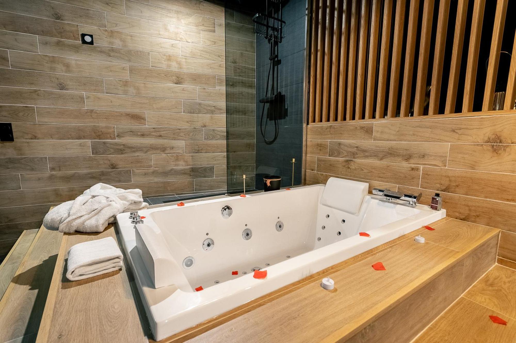 Appartement La Cle - Studi Ose - Clim - Baignoire A Bulles - Wifi Toulon